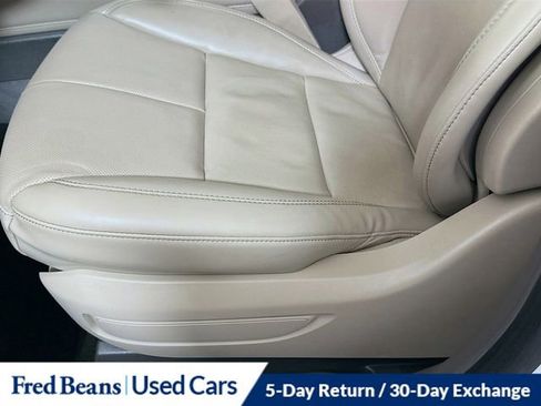 Certified 2022 Lincoln Corsair AWD w/ Premium Package image 21