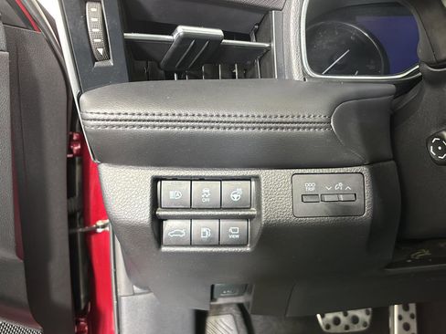 Used 2019 Toyota Avalon Touring w/ Advanced Safety Package FWD image 31