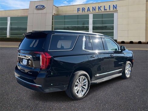 Used 2021 GMC Yukon SLT w/ SLT Premium Package image 7