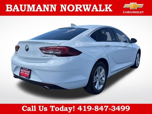Used 2018 Buick Regal Preferred FWD image 7