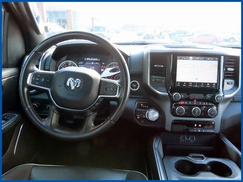 Used 2024 RAM 1500 Laramie image 11