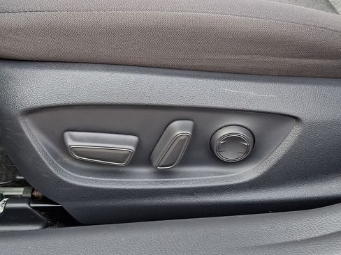 Certified 2018 Toyota Camry LE FWD image 16