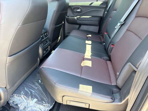 New 2026 Honda Ridgeline Black Edition image 13