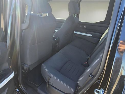 Used 2024 Toyota Tacoma TRD Off-Road image 16