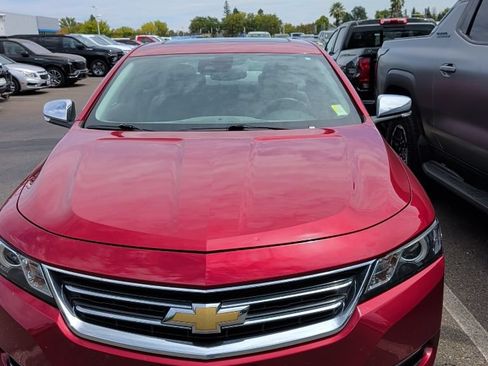 Used 2015 Chevrolet Impala LTZ FWD image 2