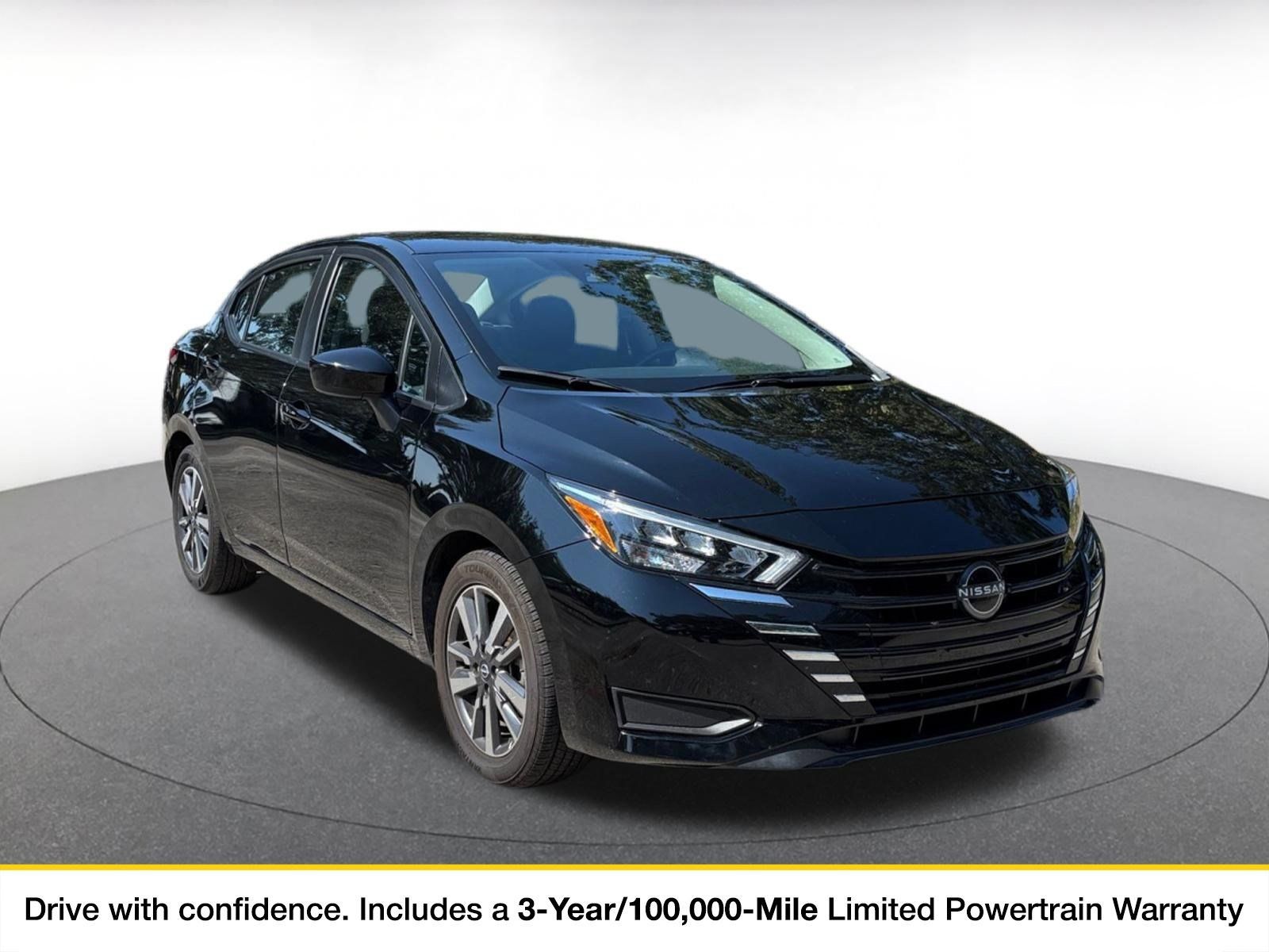 Used 2025 Nissan Versa SV FWD image 1