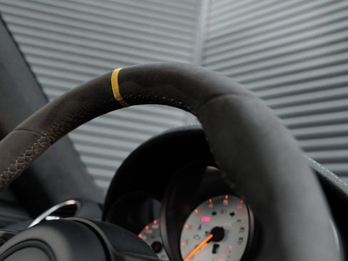 Certified 2024 Porsche 718 Boxster Spyder RS RWD image 25