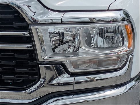 Used 2023 RAM 2500 Big Horn w/ Level 1 Equipment Group AWD/4WD image 10