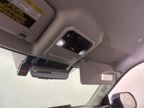 Used 2024 Toyota Tundra Limited image 35