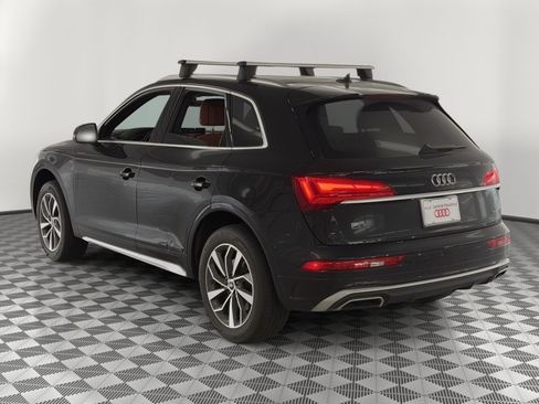 Used 2023 Audi Q5 2.0T Premium w/ Convenience Package AWD/4WD image 3
