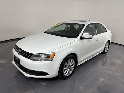Used 2014 Volkswagen Jetta SE FWD image 9