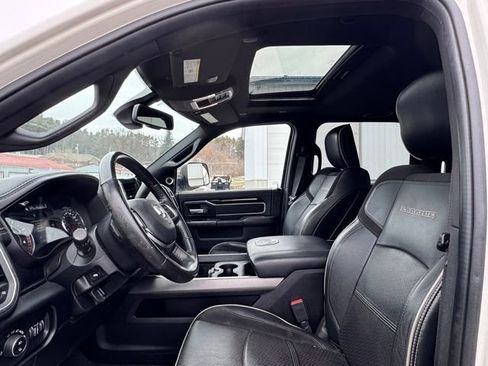Used 2020 RAM 2500 Laramie image 10