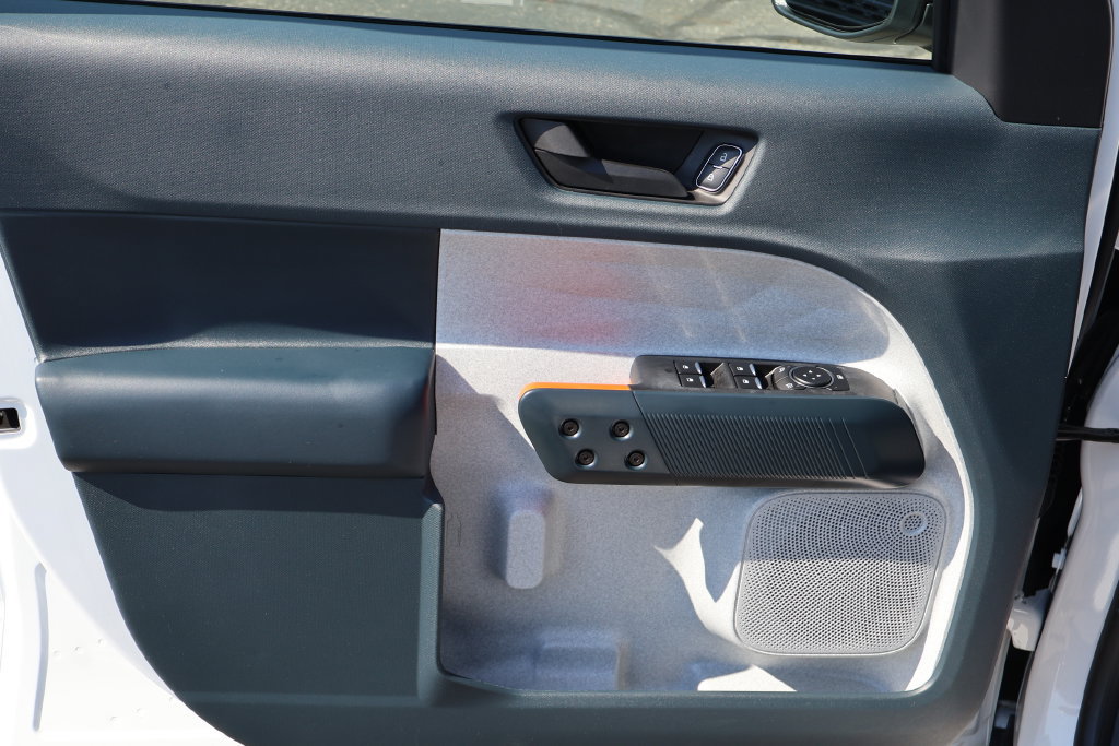 Used 2024 Ford Maverick XLT FWD image 16