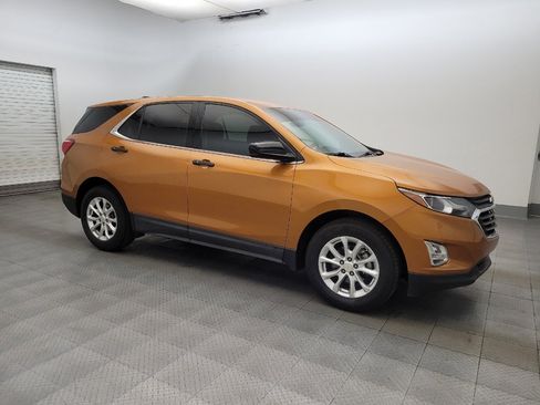 Used 2018 Chevrolet Equinox LT FWD image 11
