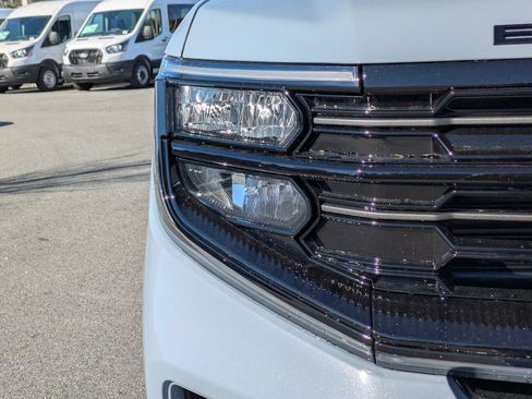 New 2026 Ford Expedition Max Platinum w/ Stealth Performance Package AWD/4WD image 10