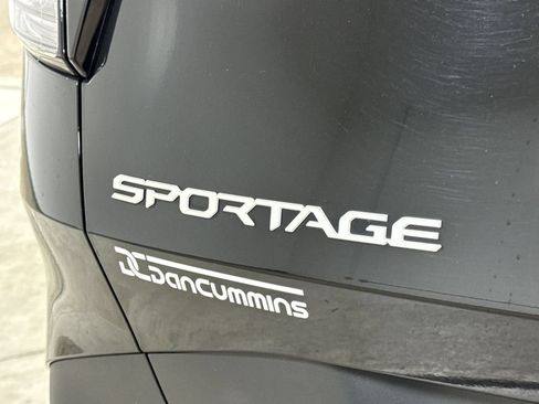 Used 2023 Kia Sportage X-Line AWD/4WD image 26