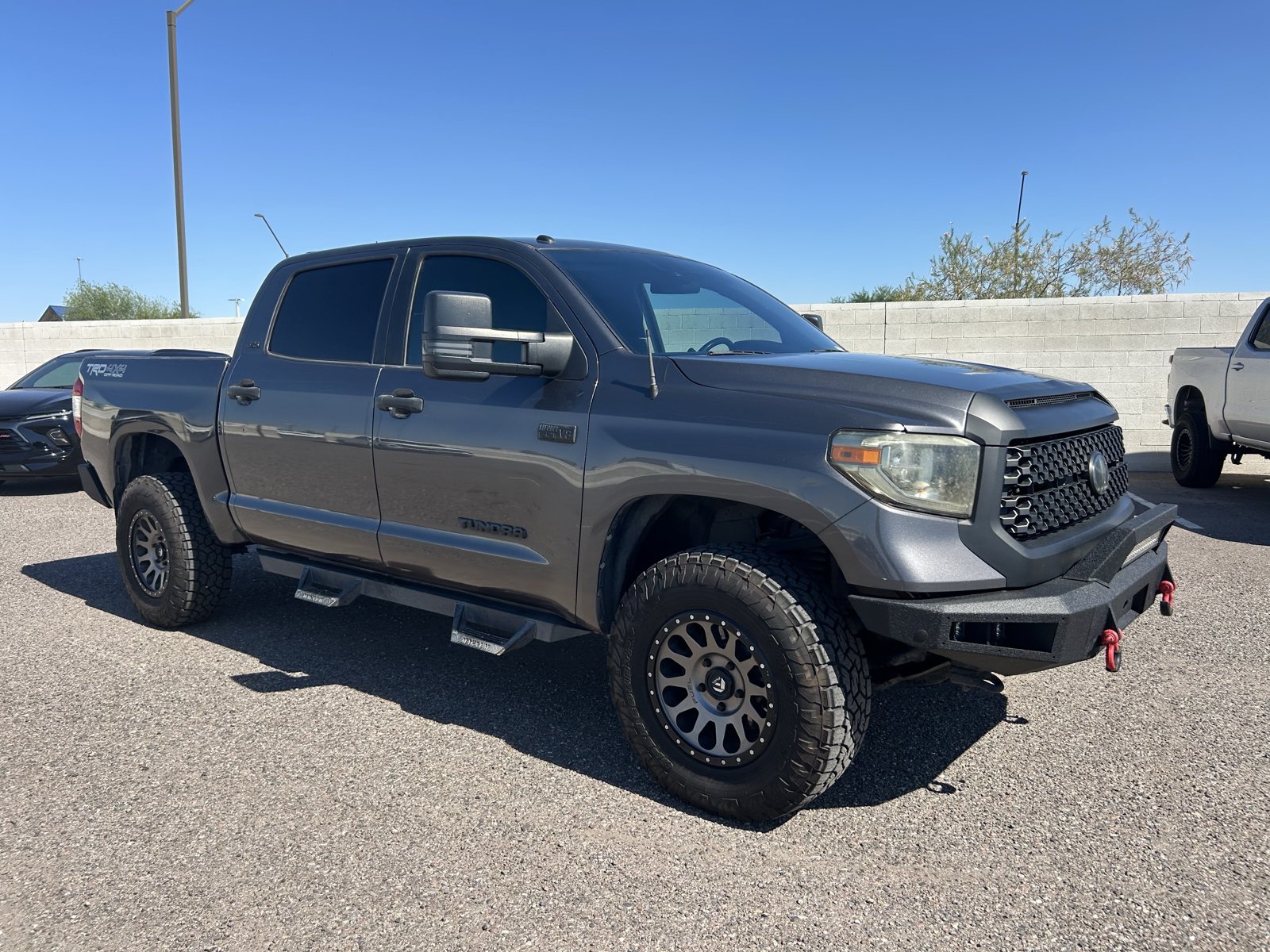 Used 2018 Toyota Tundra SR5 w/ TRD Off Road Package AWD/4WD image 7
