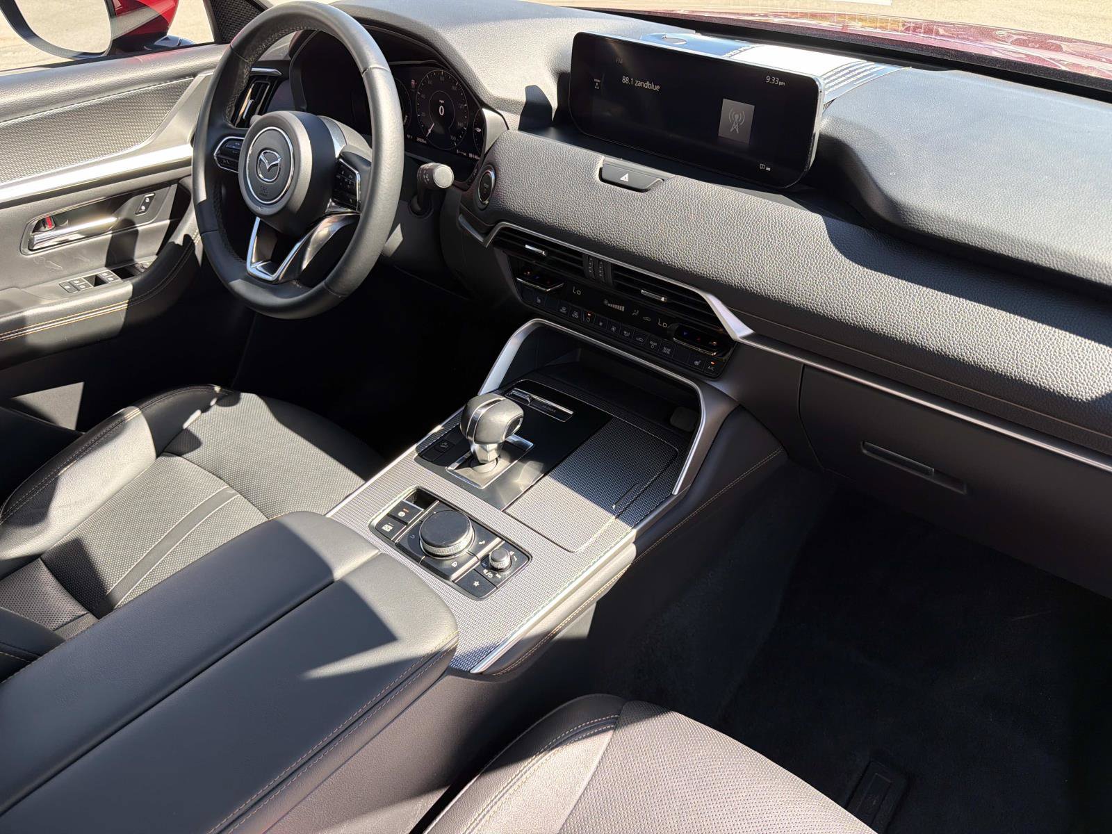 Used 2024 MAZDA CX-90 Plug-In Hybrid w/ Preferred AWD/4WD image 25