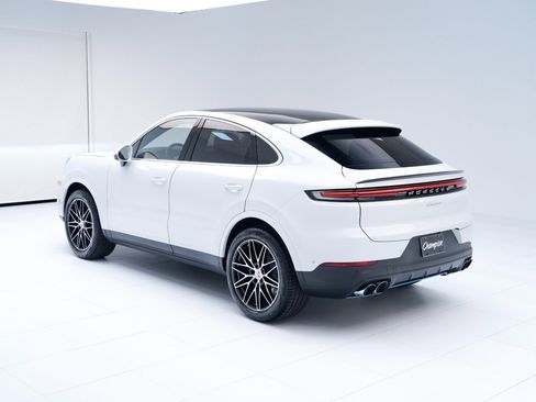 New 2026 Porsche Cayenne Coupe image 3