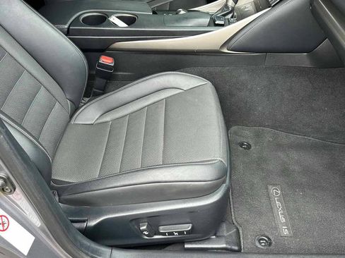 Used 2016 Lexus IS 300 AWD w/ F Sport Package image 17