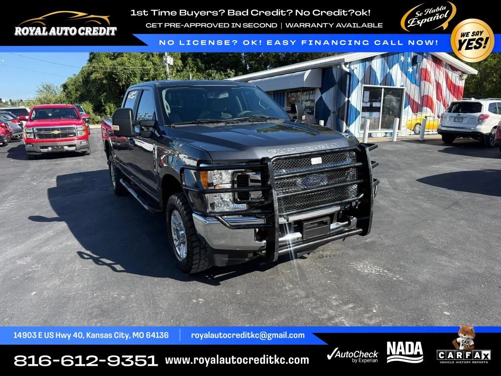 Used 2017 Ford F250 XL w/ STX Appearance Package AWD/4WD image 2