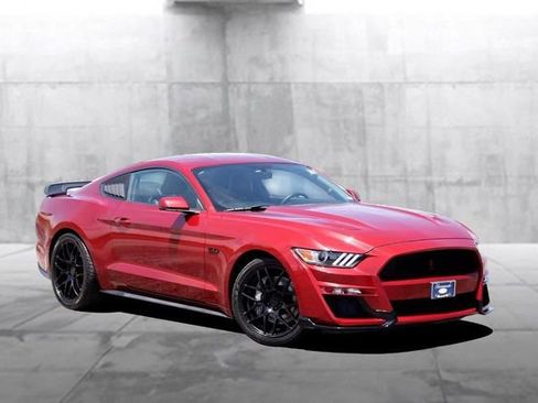 Used 2017 Ford Mustang GT Premium RWD image 2