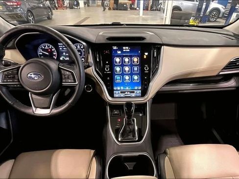 Used 2023 Subaru Outback Limited image 15