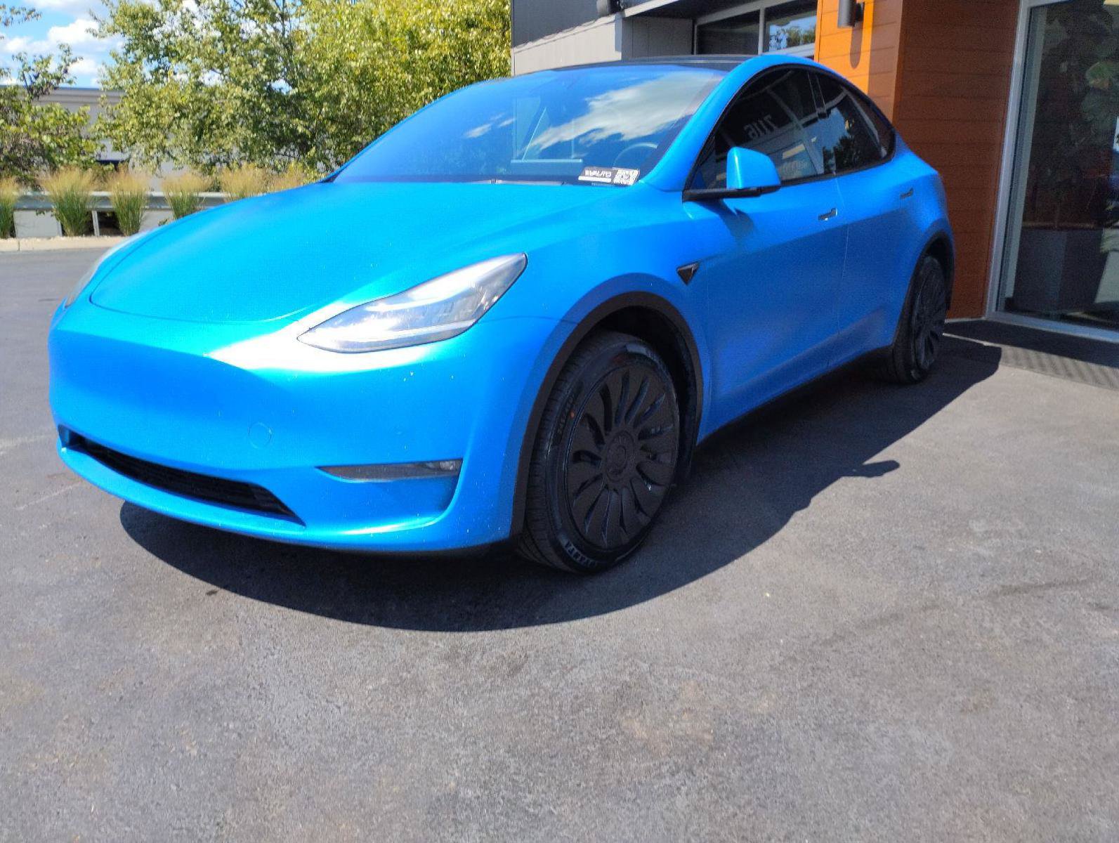 Used 2021 Tesla Model Y Long Range AWD/4WD image 3