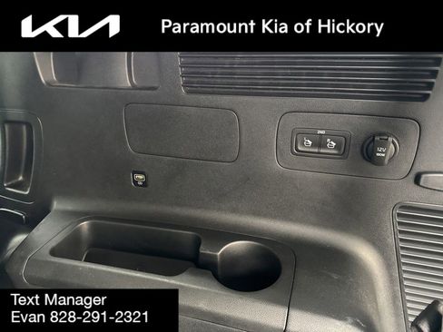 Used 2023 Kia Sorento LX image 12