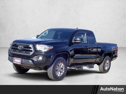 Used 2016 Toyota Tacoma SR5 w/ SR5 Appearance Package (SN) image 1