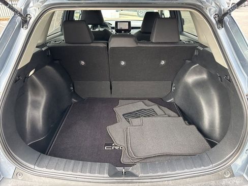 Used 2023 Toyota Corolla Cross LE image 29