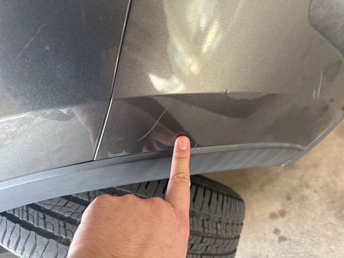 Used 2017 Ford Explorer XLT w/ Equipment Group 201A image 23