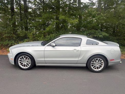Used 2014 Ford Mustang Premium w/ Electronics Package RWD image 2