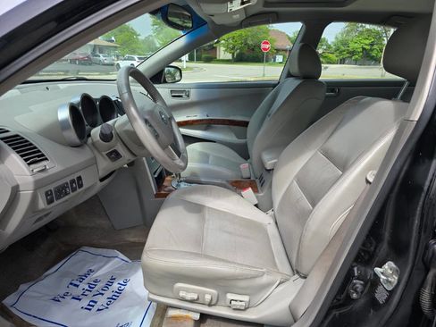 Used 2005 Nissan Maxima 3.5 SL w/ (S03) Driver Preferred Pkg FWD image 9