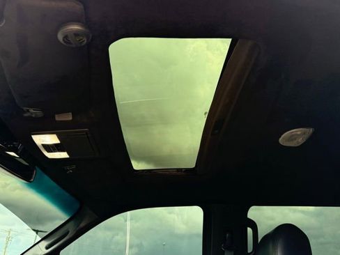 Used 2012 Ford F150 Raptor w/ Raptor Luxury Pkg image 21