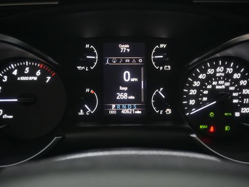 Used 2021 Toyota Sequoia TRD Sport w/ TRD Sport Premium Package image 18