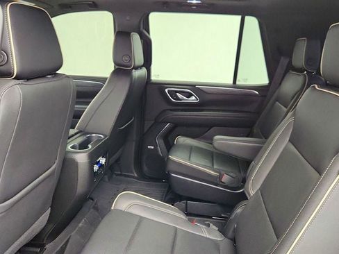 Used 2023 GMC Yukon SLT image 22