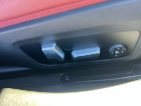 Used 2024 BMW 430i Coupe w/ M Sport Package image 31