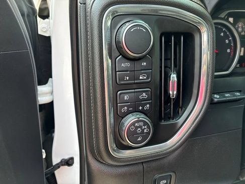 Used 2019 Chevrolet Silverado 1500 LTZ w/ LTZ Premium Package AWD/4WD image 24