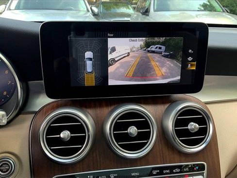 Certified 2022 Mercedes-Benz GLC 300 4MATIC image 23