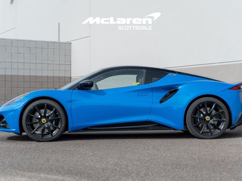 Used 2025 Lotus Emira RWD image 4