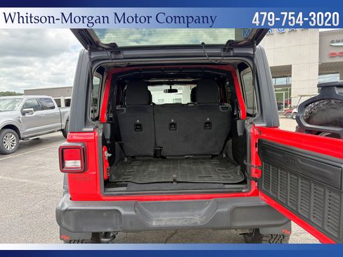 Used 2020 Jeep Wrangler Unlimited Sport AWD/4WD image 31