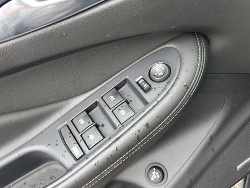 Used 2020 Buick Envision Premium w/ LPO, Cargo Package AWD/4WD image 20