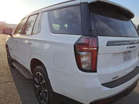 Used 2022 Chevrolet Tahoe RST w/ Luxury Package AWD/4WD image 5