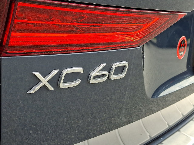Used 2019 Volvo XC60 T6 Inscription w/ Protection Package Premier AWD/4WD image 29