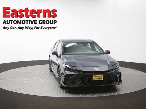 Used 2025 Toyota Camry SE FWD image 50