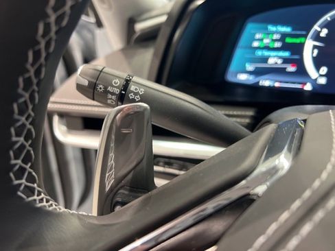 Used 2024 Chevrolet Corvette Stingray Premium Cpe w/ Battery Protection Package image 47