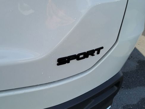 Used 2025 Honda Pilot Sport image 22