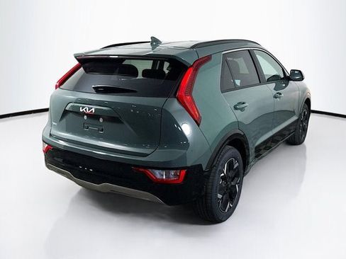 New 2026 Kia Niro Wind w/ Wind Preserve Package FWD image 5