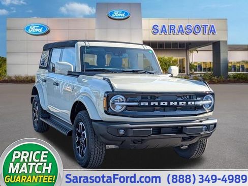 New 2026 Ford Bronco Outer Banks AWD/4WD image 1